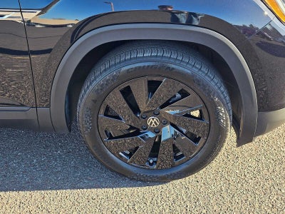 2025 Volkswagen Atlas Cross Sport 2.0T SE w/Technology