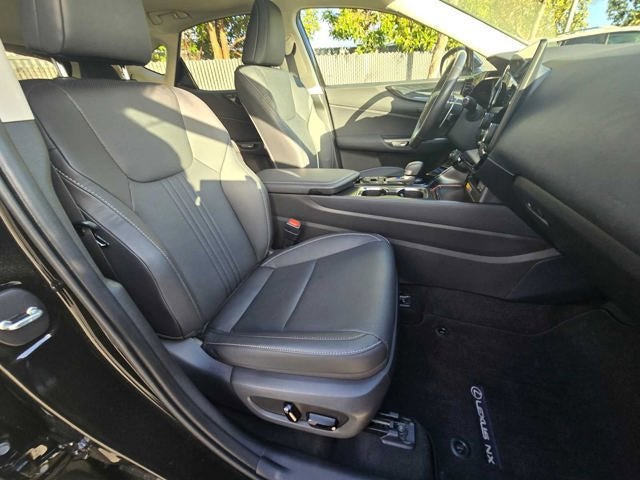 2025 Lexus NX 350h PREMIUM