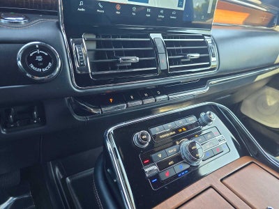 2024 Lincoln Navigator L Black Label