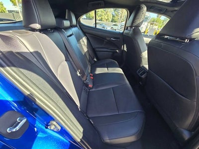 2024 Lexus UX 250h F SPORT DESIGN