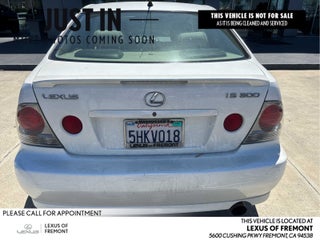 2004 Lexus IS 300 4dr Sdn Auto Trans