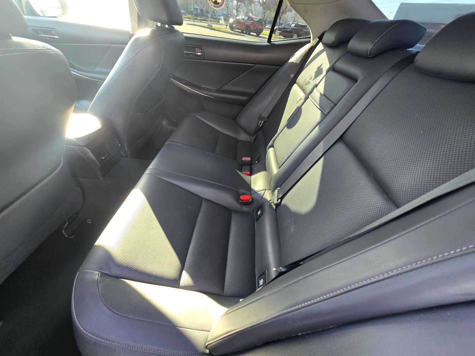 2015 Lexus IS 250 4dr Sport Sdn AWD