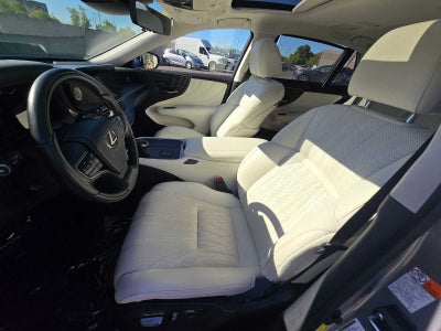 2023 Lexus LS 500h AWD