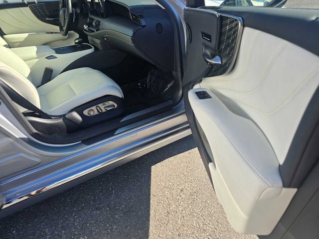 2023 Lexus LS 500h AWD