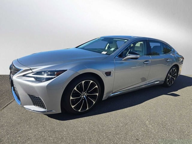 2023 Lexus LS 500h AWD