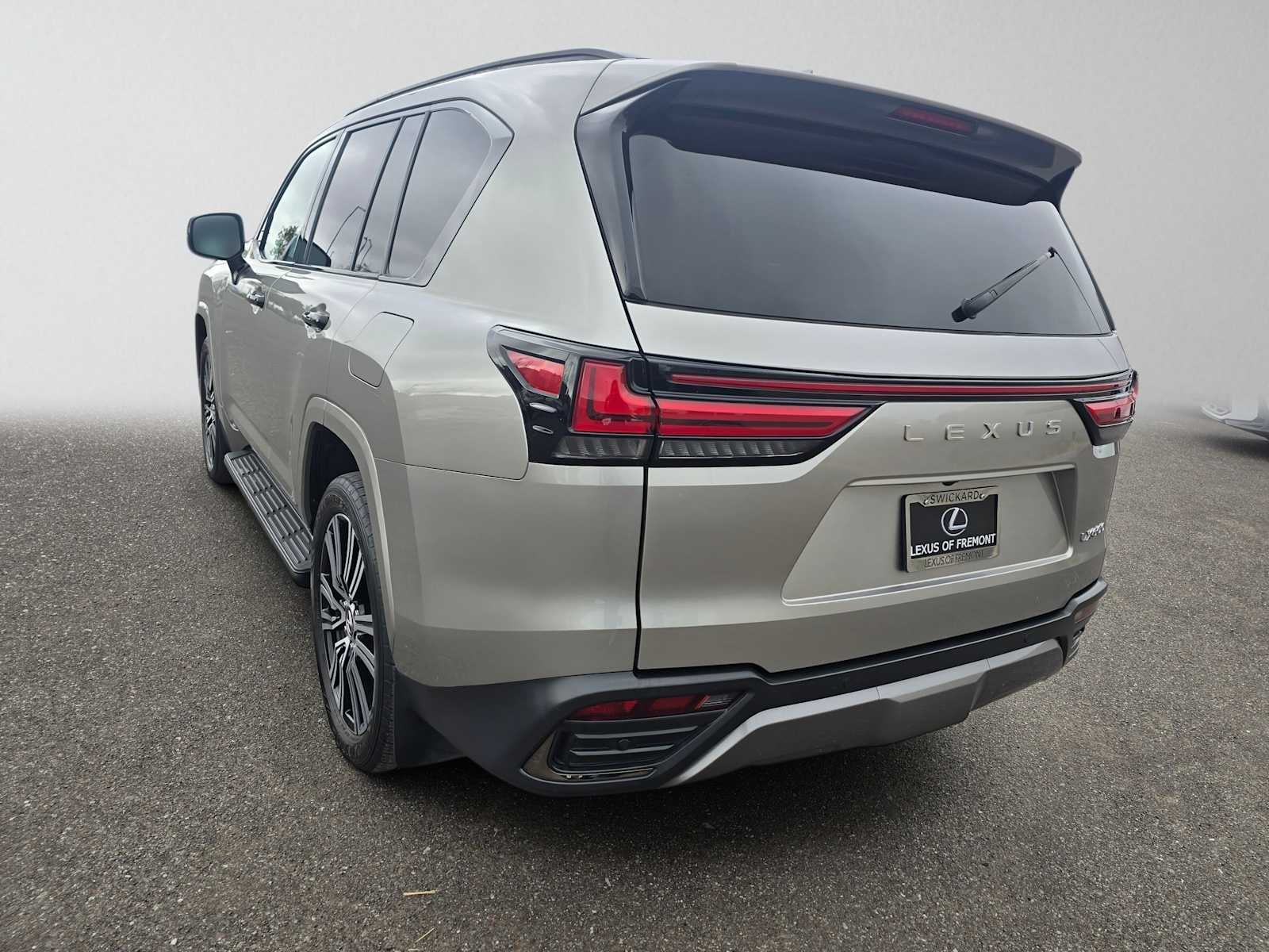 2022 Lexus LX 600 Luxury