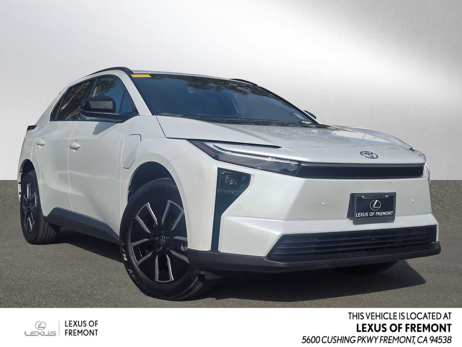 2026 Toyota bZ XLE Plus