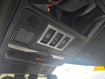 2023 Land Rover Discovery S R-Dynamic