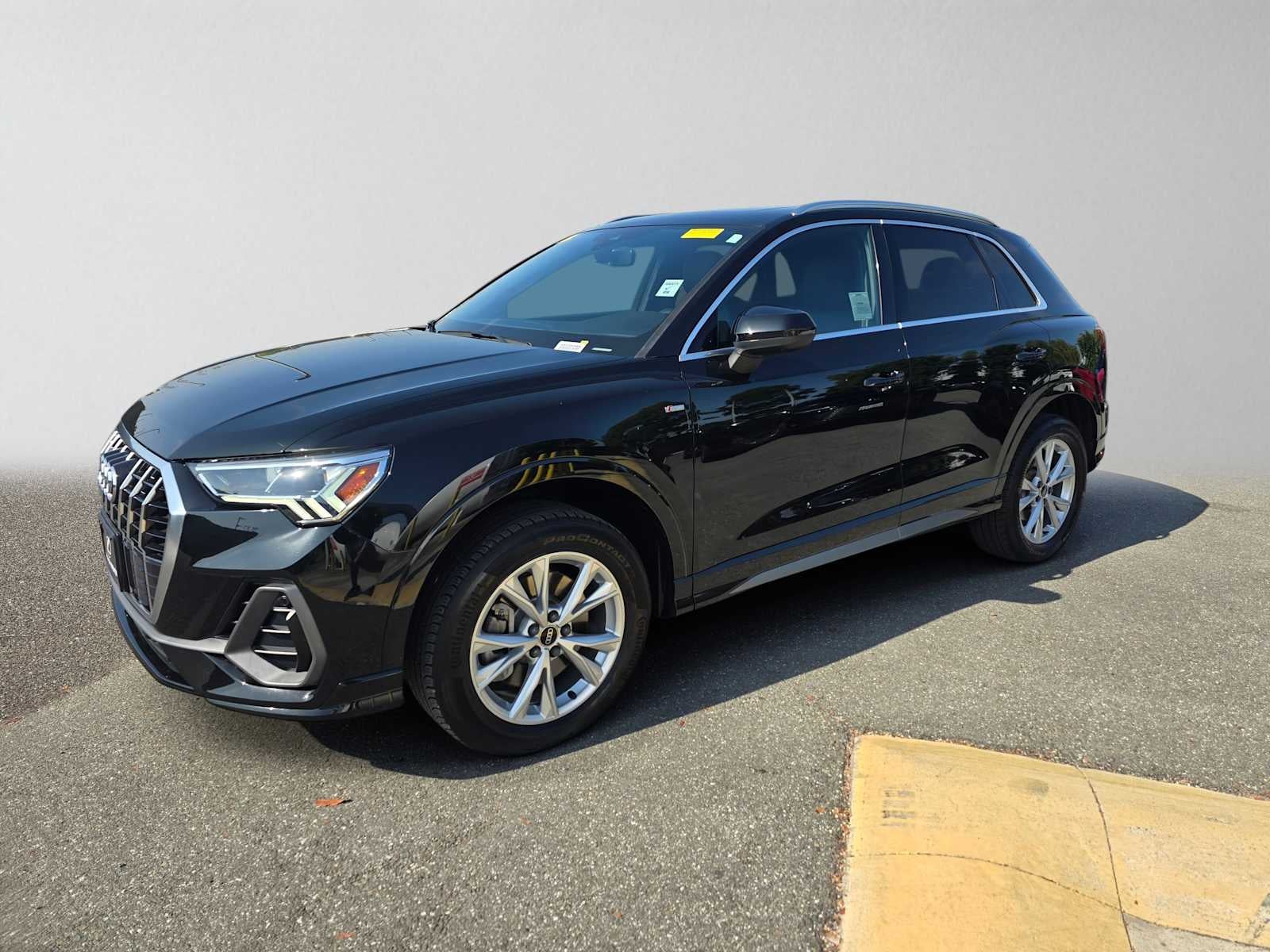 2024 Audi Q3 S line Premium Plus
