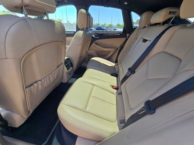 2025 Porsche Macan T