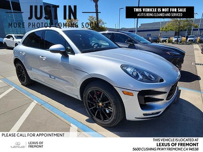 2015 Porsche Macan Turbo