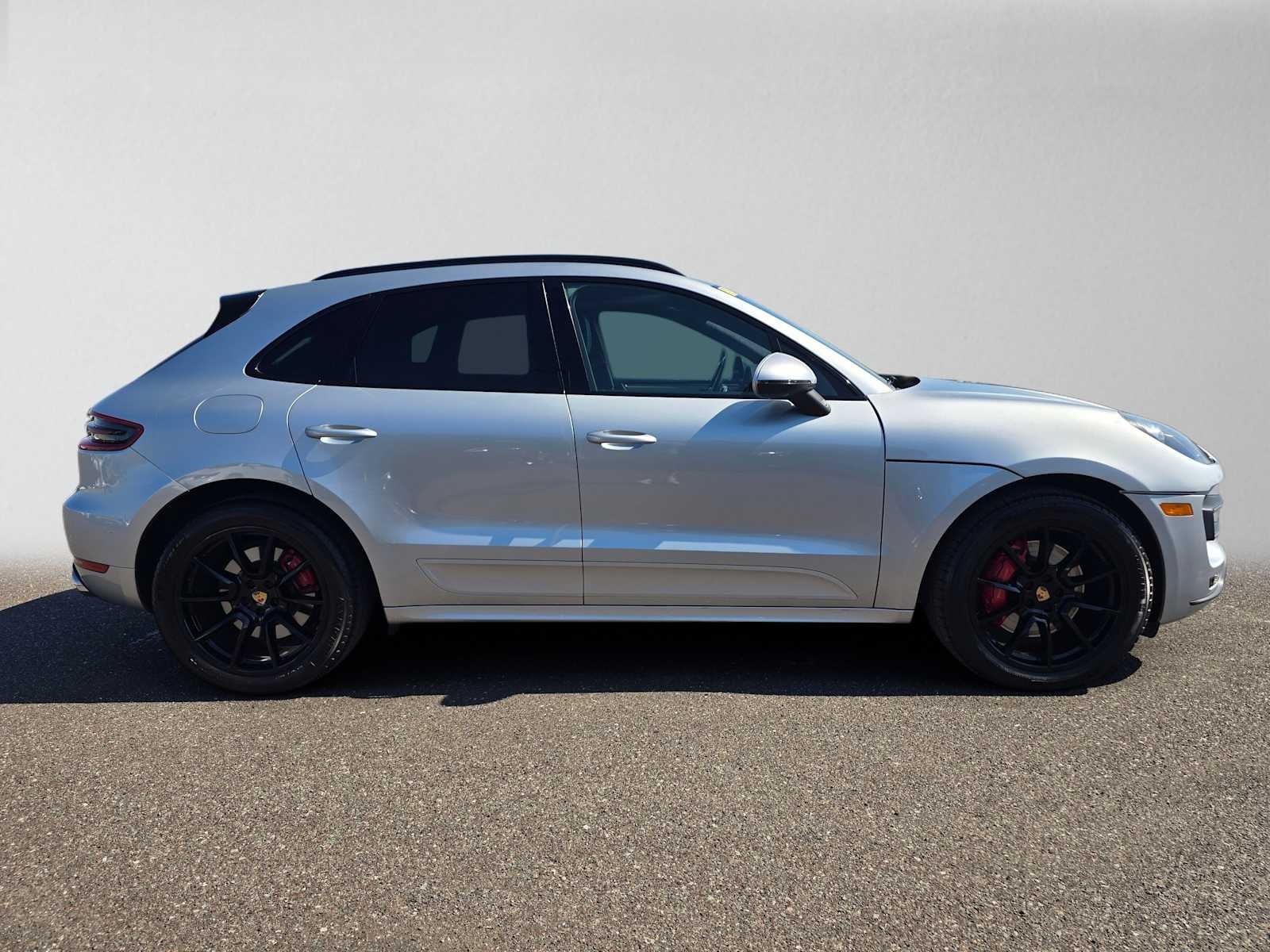 2015 Porsche Macan Turbo