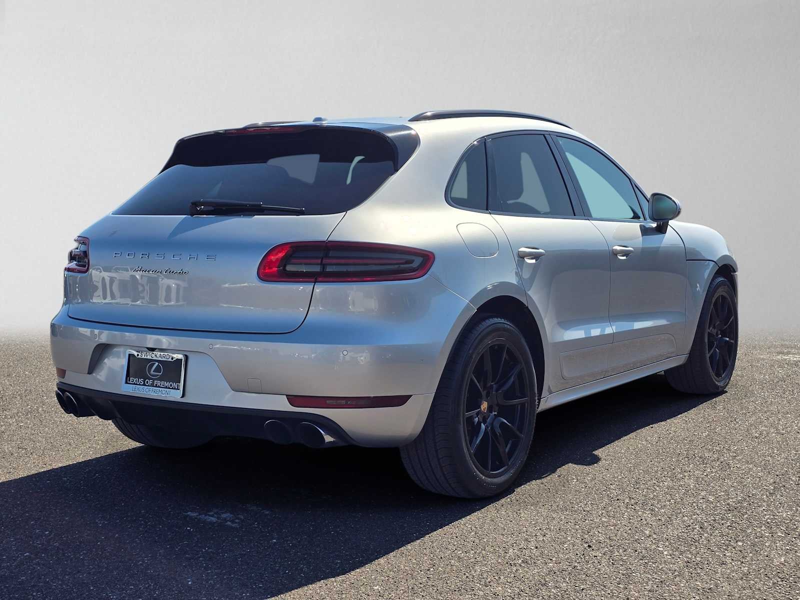 2015 Porsche Macan Turbo