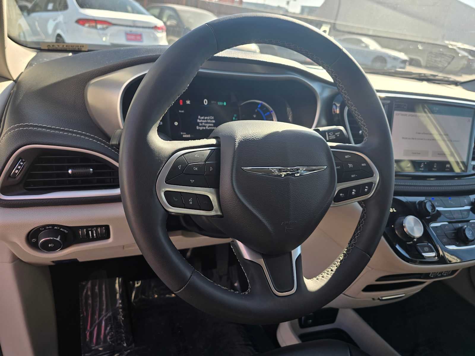 2023 Chrysler Pacifica Hybrid Touring L