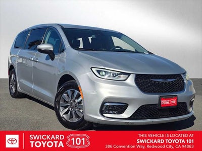 2023 Chrysler Pacifica Hybrid Touring L