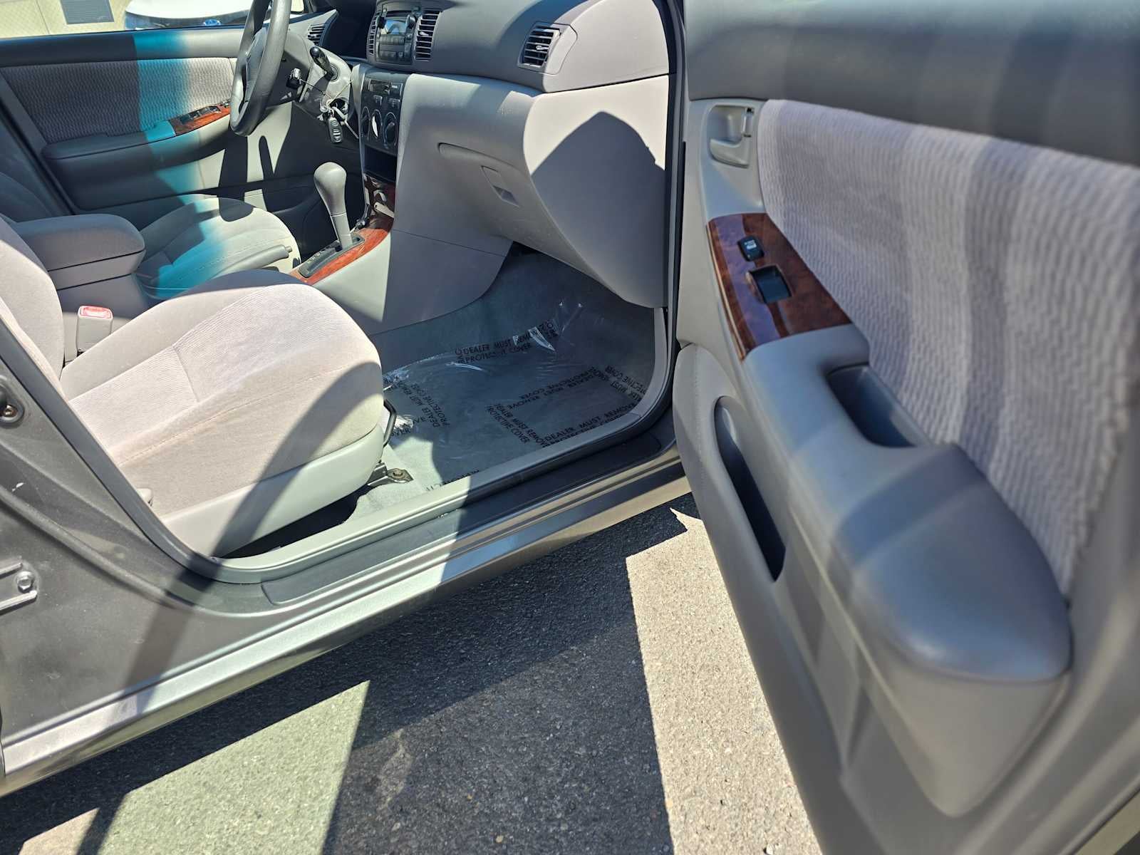 2006 Toyota Corolla LE