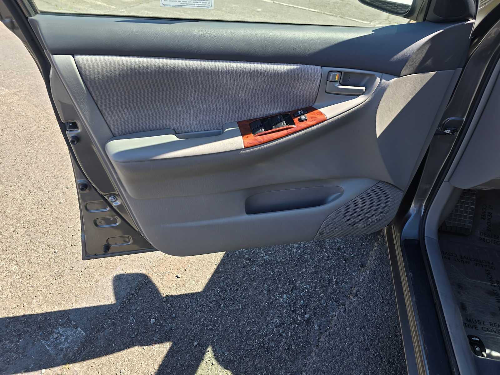 2006 Toyota Corolla LE