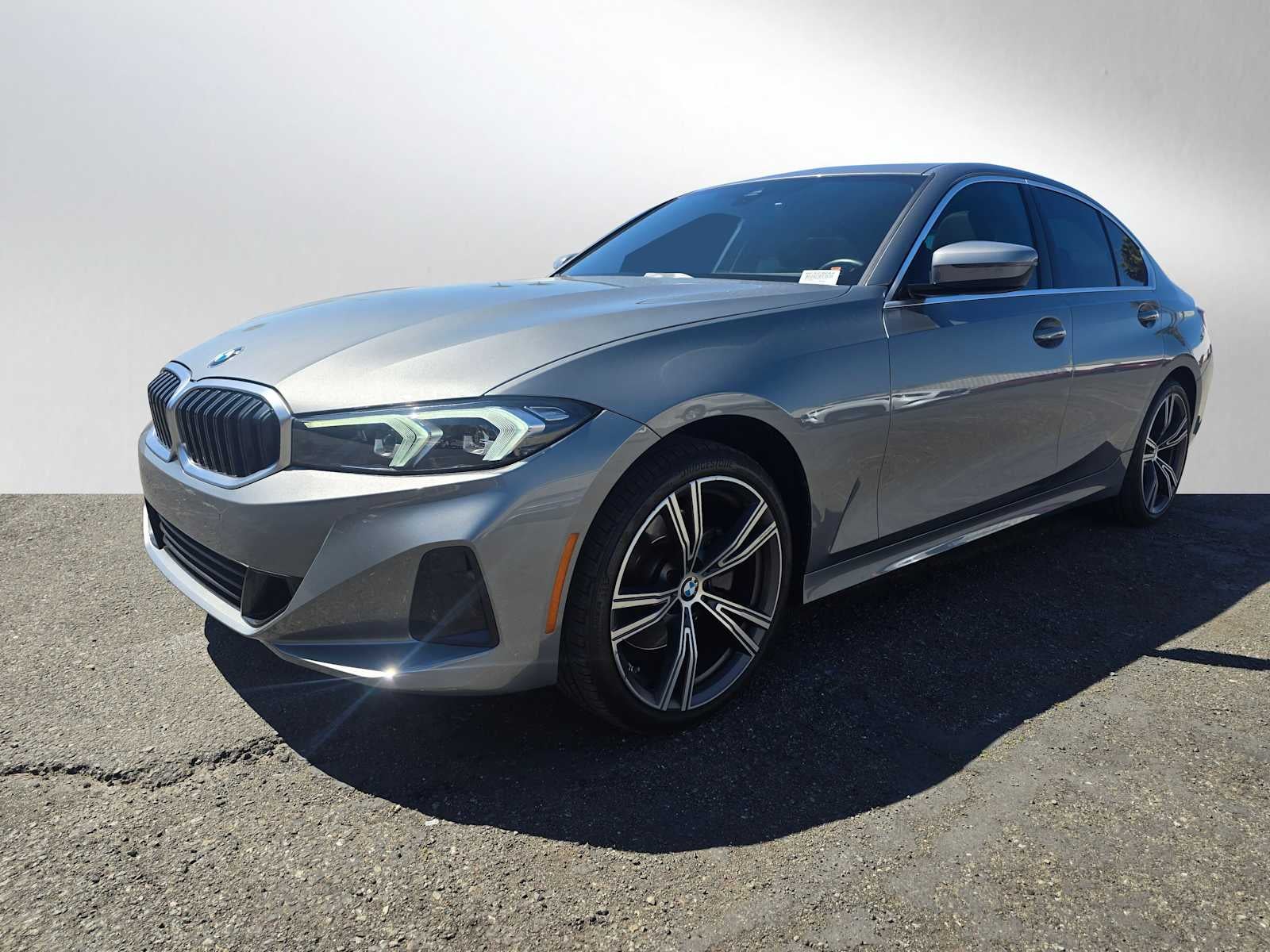 2024 BMW 330i 330i