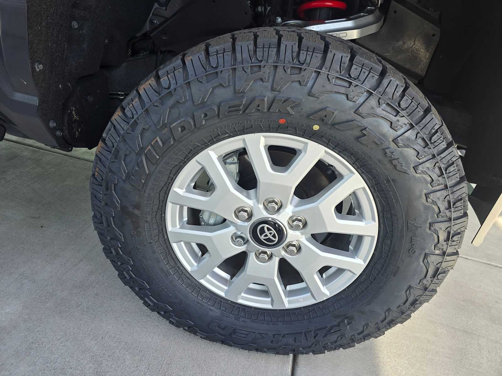 2025 Toyota Tacoma SR5