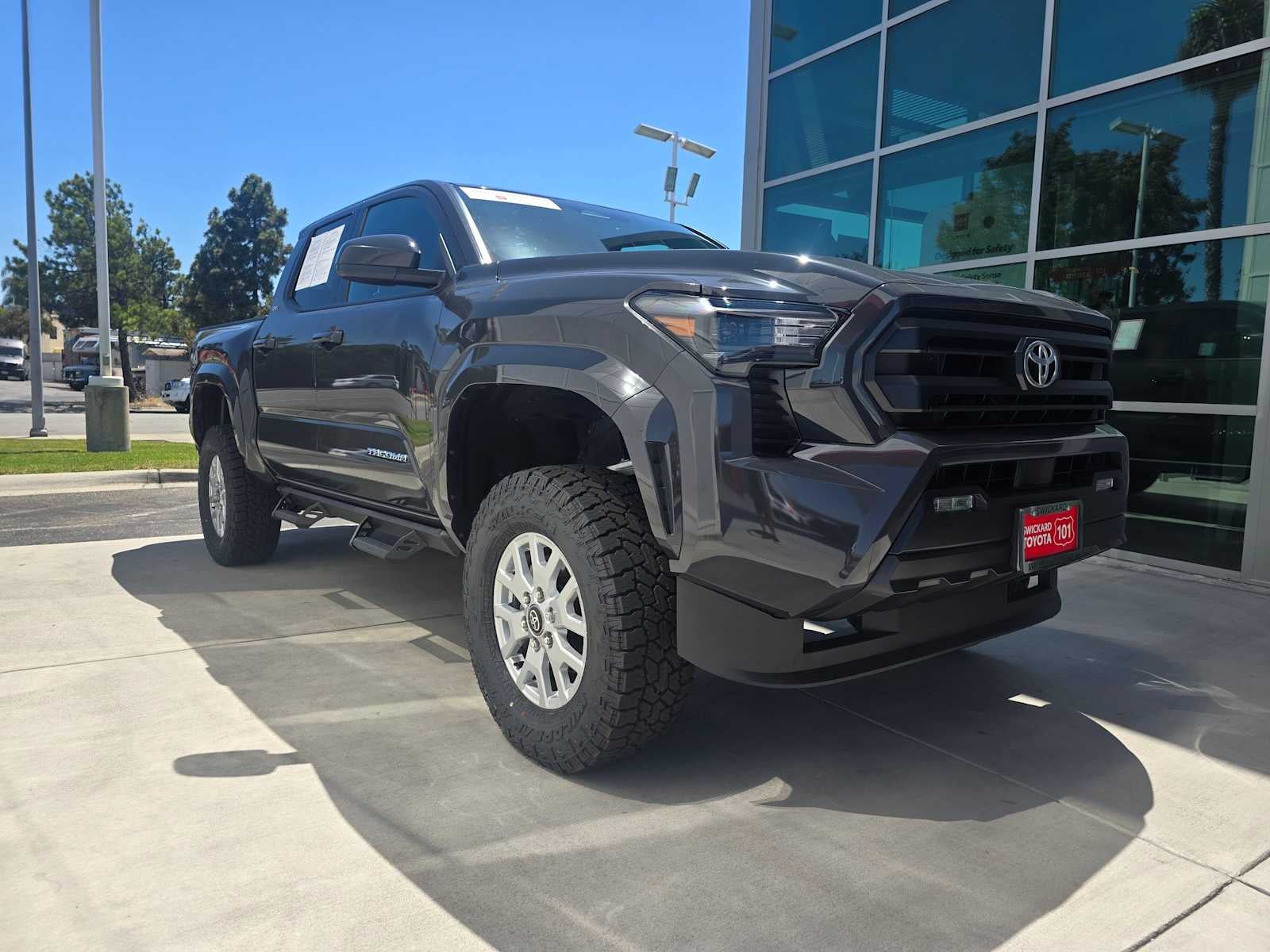 2025 Toyota Tacoma SR5