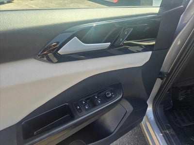 2025 Volkswagen Taos S