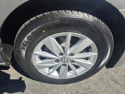 2015 Volkswagen Golf TSI S