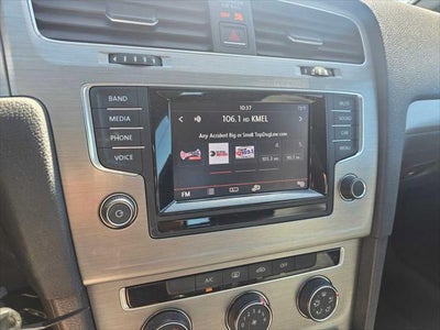 2015 Volkswagen Golf TSI S