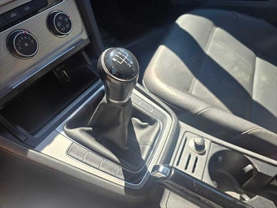 2015 Volkswagen Golf TSI S