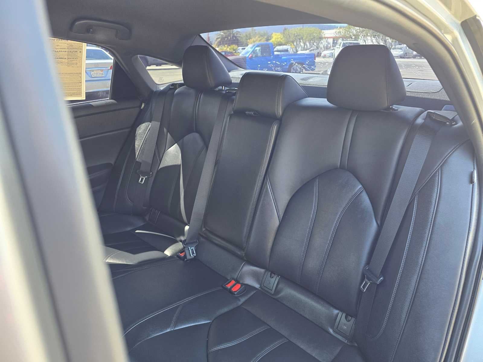 2021 Toyota Avalon Hybrid XLE