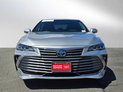 2021 Toyota Avalon Hybrid XLE