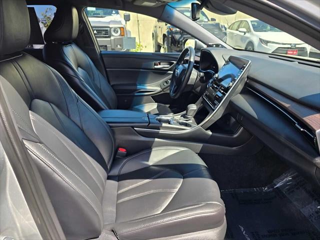 2021 Toyota Avalon Hybrid XLE
