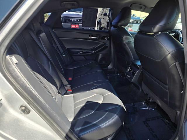 2021 Toyota Avalon Hybrid XLE