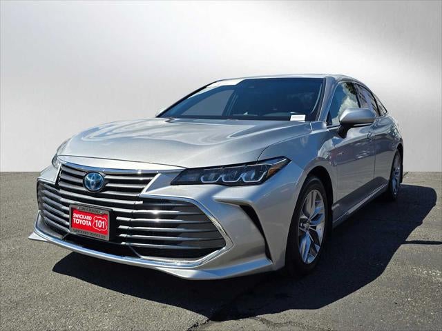 2021 Toyota Avalon Hybrid XLE
