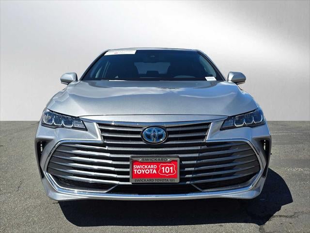 2021 Toyota Avalon Hybrid XLE
