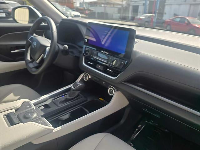 2024 Toyota Grand Highlander Hybrid XLE