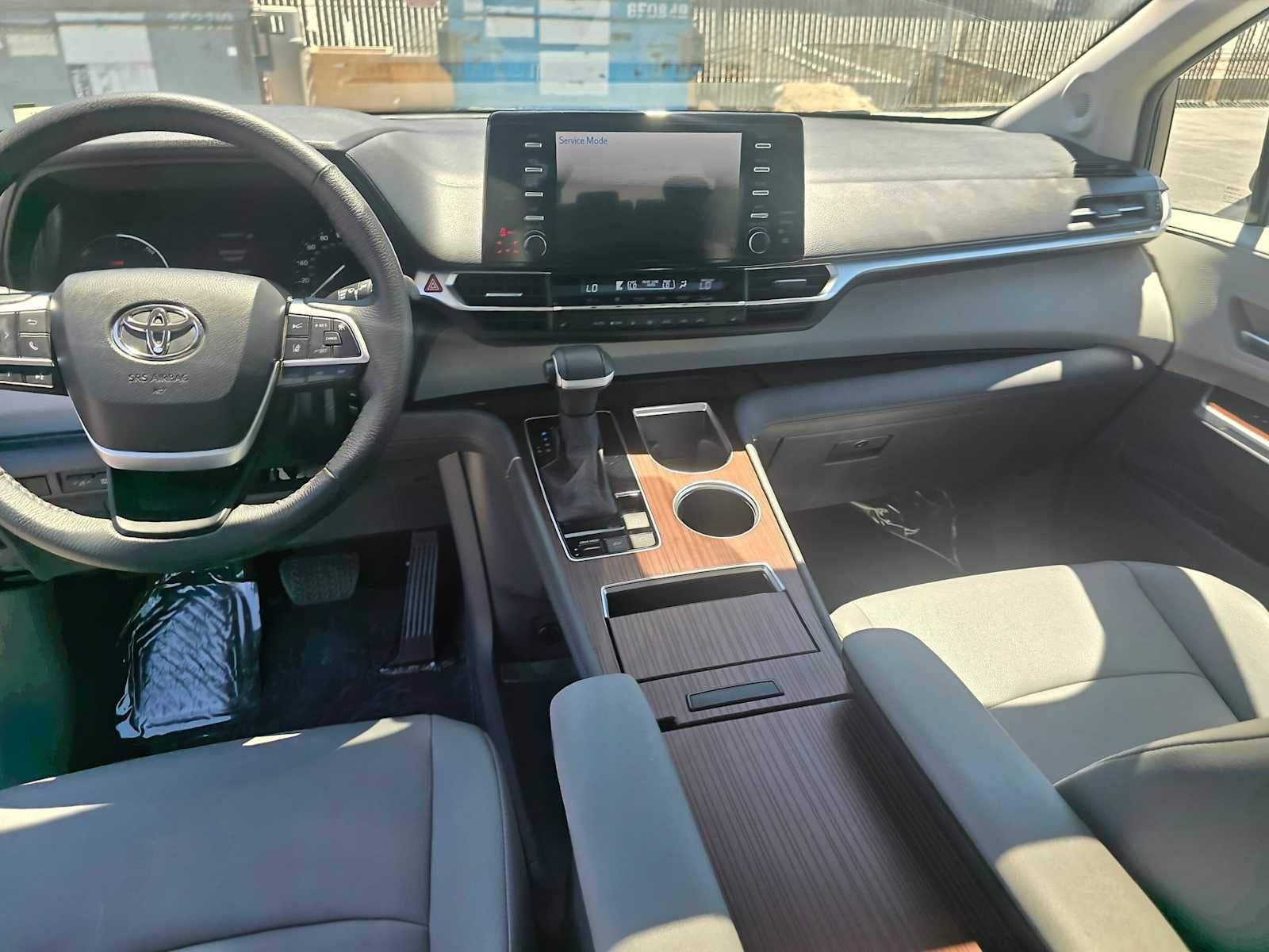 2023 Toyota Sienna XLE