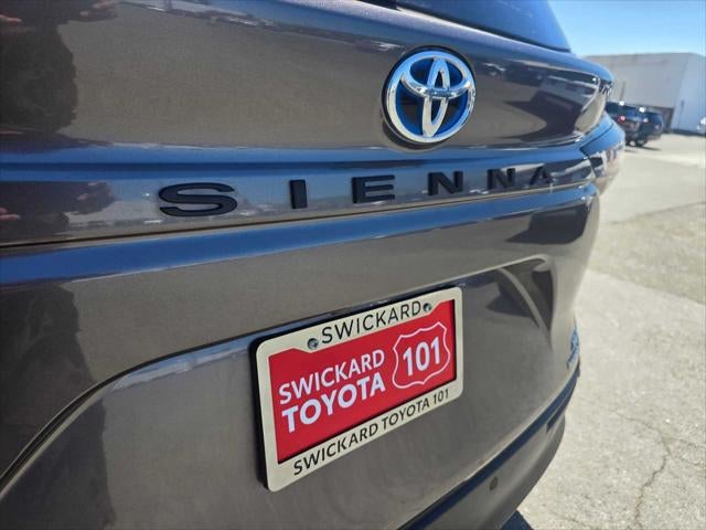 2023 Toyota Sienna XLE