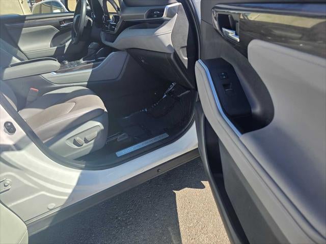 2023 Toyota Highlander Limited