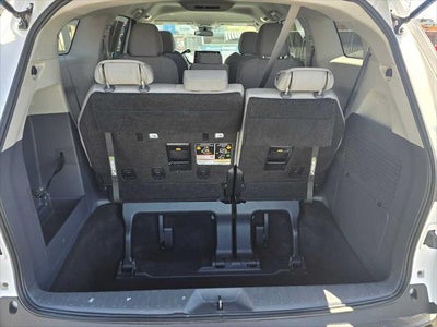 2024 Toyota Sienna LE