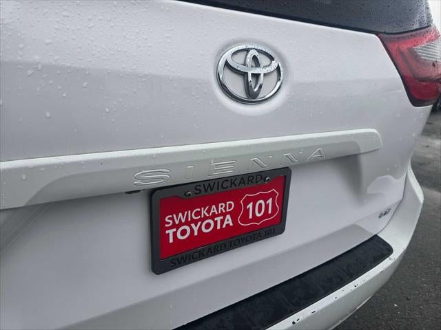 2020 Toyota Sienna LE