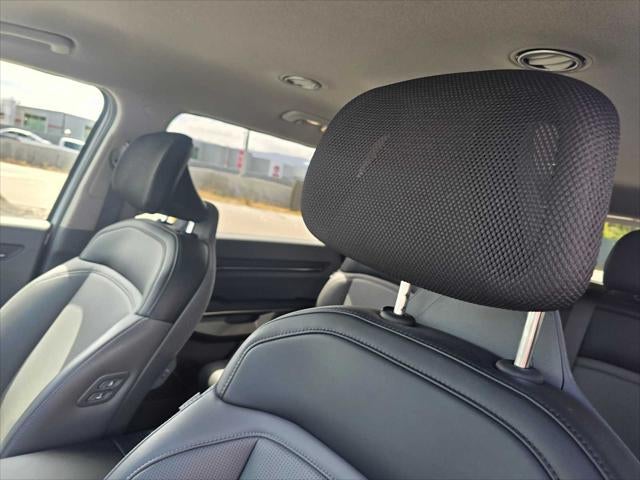 2026 Kia EV9 Light Short Range