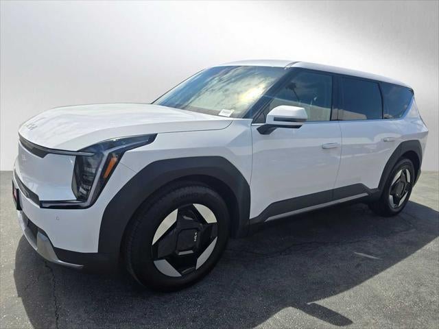 2026 Kia EV9 Light Short Range