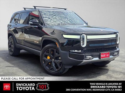 2024 Rivian R1S Adventure