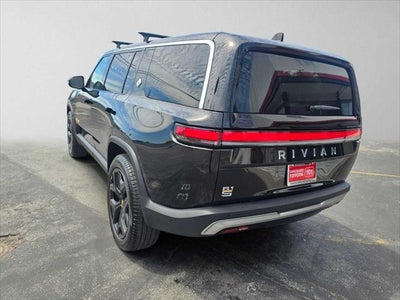 2024 Rivian R1S Adventure
