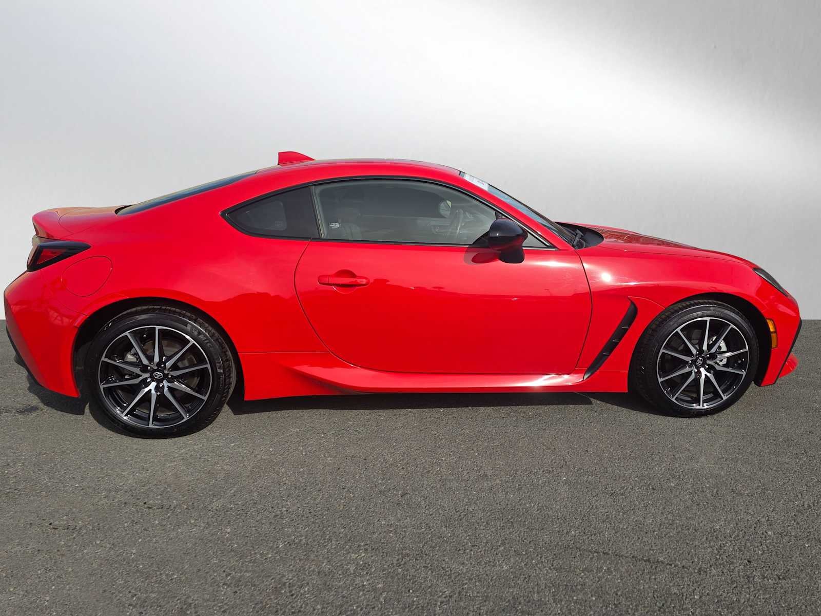 2024 Toyota GR86 Auto (Natl)