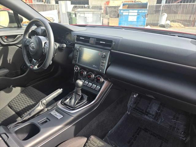 2024 Toyota GR86 Auto (Natl)
