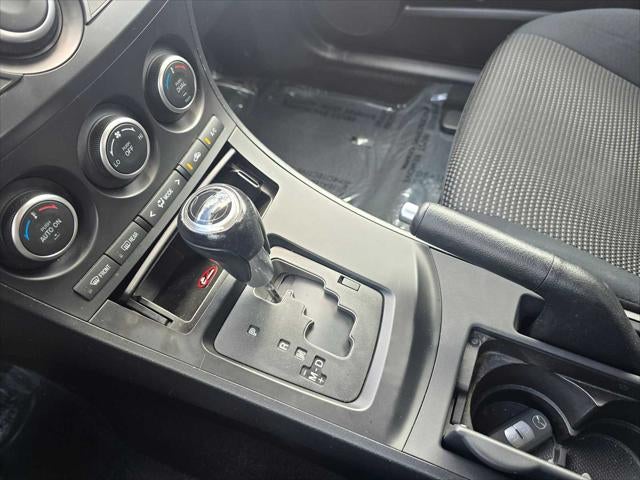2013 Mazda Mazda3 i Touring