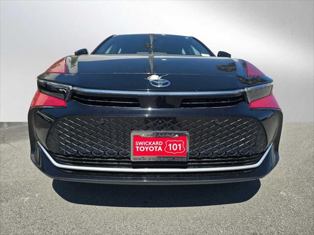 2025 Toyota Crown Platinum