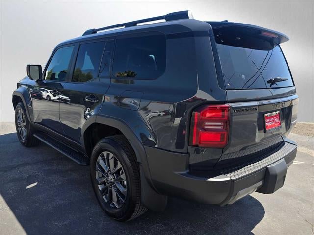 2025 Toyota Land Cruiser 4WD (Natl)