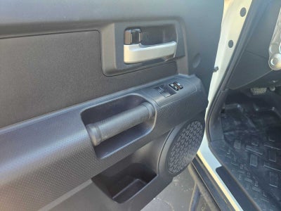 2014 Toyota FJ Cruiser 4WD 4dr Auto (Natl)